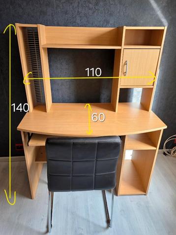 BUREAU D ANGLE ( ou pas ) beschikbaar voor biedingen