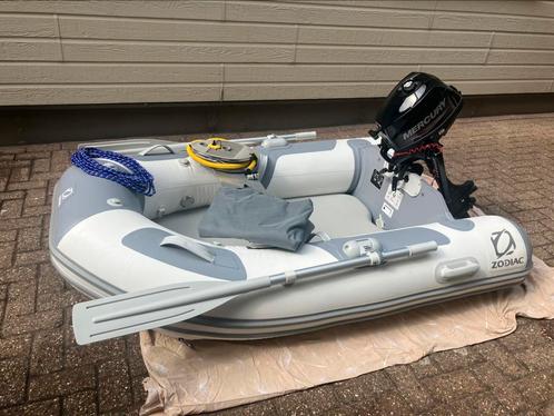 Te koop zodiac 200 met motor, Watersport en Boten, Rubberboten, Zo goed als nieuw, Zodiac, Ophalen