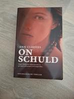 Ann Cleeves - Onschuld, Ophalen of Verzenden, Zo goed als nieuw