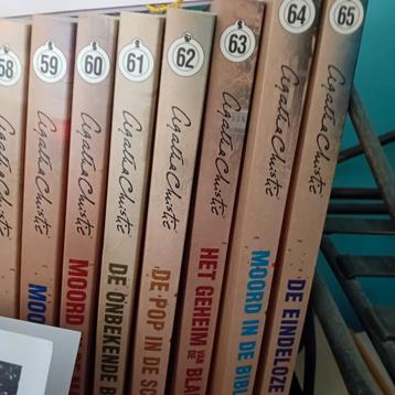 AGATHA CHRISTIE, 65 DETECTIVEROMANS. ONGESCHONDEN. beschikbaar voor biedingen