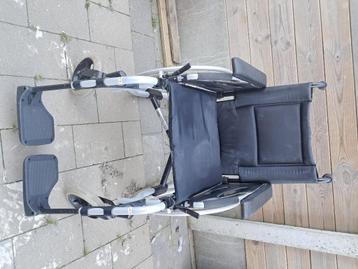 Chaise roulante pliable  beschikbaar voor biedingen