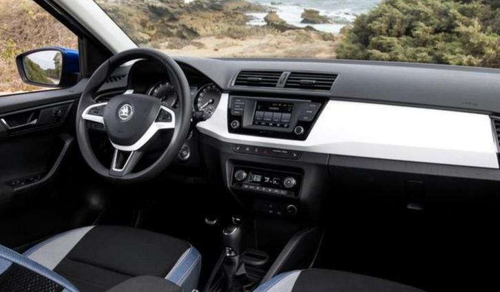 Skoda Fabia, Auto's, Skoda, Particulier, Fabia, ABS, Achteruitrijcamera, Airbags, Airconditioning, Alarm, Bluetooth, Boordcomputer