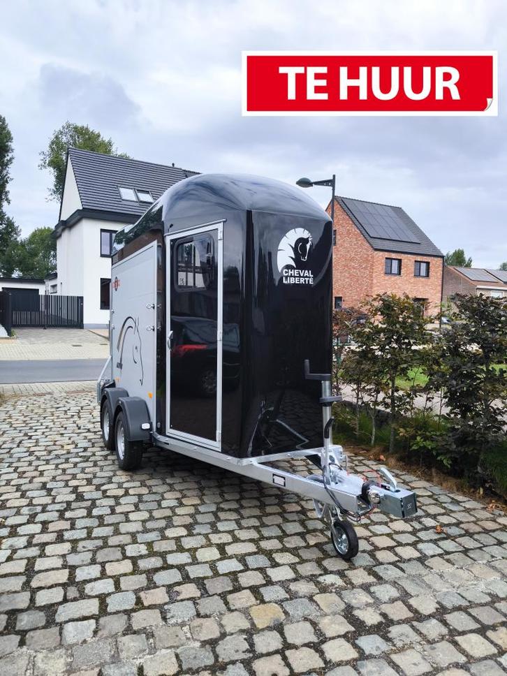 Paardentrailer TE HUUR, Dieren en Toebehoren, Paarden en Pony's | Trailers en Aanhangwagens, Nieuw, 1½-paards trailer, Aluminium