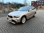 BMW X1 SPORT 18D X DRIVE 4X4 MET ONDERHOUDSBOEKJE, Auto's, BMW, X1, Euro 5, Stof, 4 cilinders