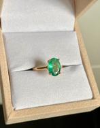 18 karaat massief gouden ring smaragd + certificaat NIEUW, Handtassen en Accessoires, Ringen, Ophalen of Verzenden, Nieuw, Geel