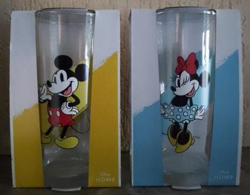 2 Drinkglazen Disney Mickey and Minnie beschikbaar voor biedingen
