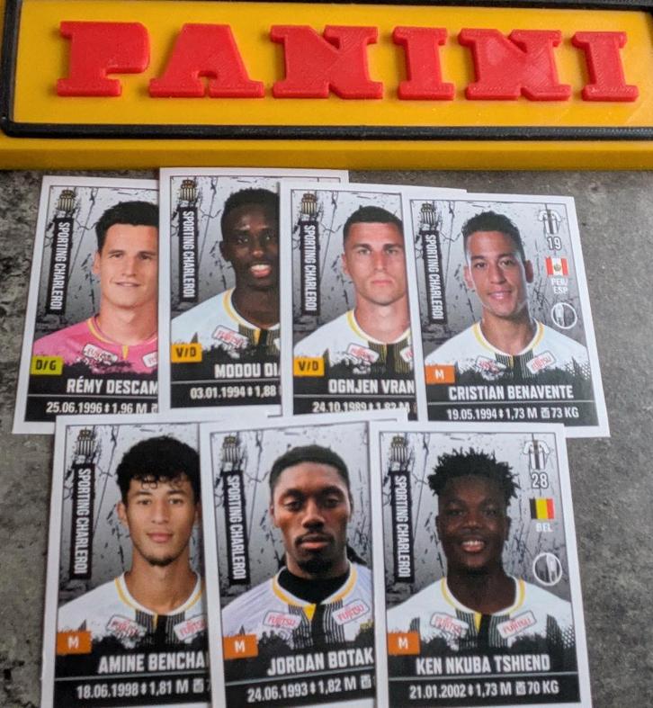 PANINI STICKERS FOOTBALL 2020/2021 MERCATO’s SP.CHARLEROI, Hobby en Vrije tijd, Stickers en Plaatjes, Nieuw, Ophalen of Verzenden