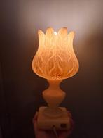 Lampe de table en albâtre atmosphérique en forme de tulipe, Autres matériaux, Enlèvement, Utilisé, Moins de 50 cm