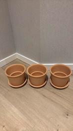 3 kleine terra cotta potjes, Tuin en Terras, Ophalen, Zo goed als nieuw, Binnen