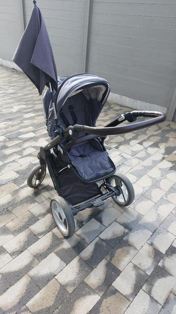 Mutsy Koets + toebehoren, Poussette combi, Avec nacelle, Enlèvement, Utilisé
