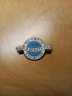 Broche Olympia 1938, Ophalen of Verzenden, Minder dan 4 cm, Overige kleuren, Overige materialen