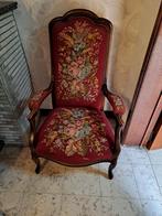 Set antieke geborduurde stoelen, Ophalen
