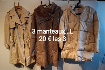 Diverse dameskleding beschikbaar voor biedingen