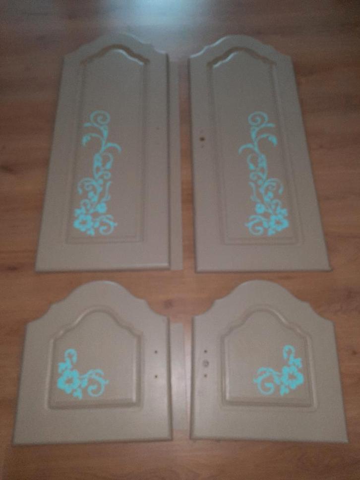 Massieve "prinsessen" kast, Huis en Inrichting, Kasten | Kleerkasten, Zo goed als nieuw, 150 tot 200 cm, 50 tot 100 cm, 50 tot 75 cm