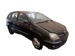 Nissan Almera Tino 2.2 DITD. Trekhaak + Airco., Auto's, Voorwielaandrijving, 4 cilinders, Almera Tino, Zwart