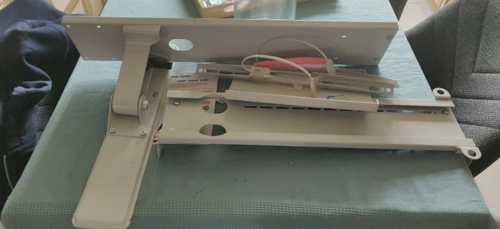 Tv montagebeugel, Audio, Tv en Foto, Ophalen, Zo goed als nieuw