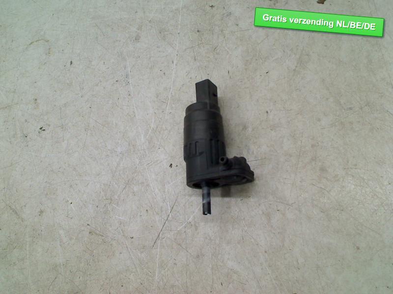 POMPE LAVE GLACE Volkswagen Golf VII (AUA) (1k6955651), Autos : Pièces & Accessoires, Vitres & Accessoires, Volkswagen, Utilisé