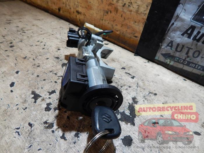 Kontaktslot + Sleutel van een Suzuki Alto, Gebruikt, -, -, Ophalen of Verzenden