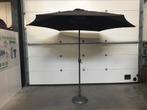 (152) Zwarte parasol diameter 280 cm met zijn voet, Enlèvement, Comme neuf