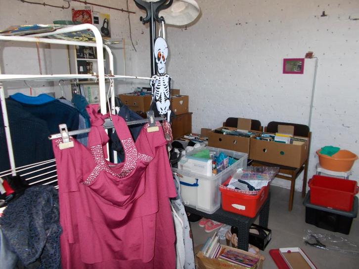 rommelmarktspulletjes wegens stopzetting, Diversen, Rommelmarktspullen, Ophalen