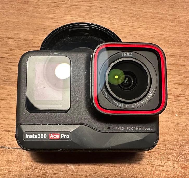 insta 360 ACE pro, Audio, Tv en Foto, Actiecamera's, Zo goed als nieuw, Overige merken, Ophalen