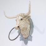 Tête de taureau en métal antique, Enlèvement ou Envoi