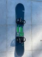Snowboard Burton 1.62m avec fixations, Sports & Fitness, Snowboard, Enlèvement, Fixations