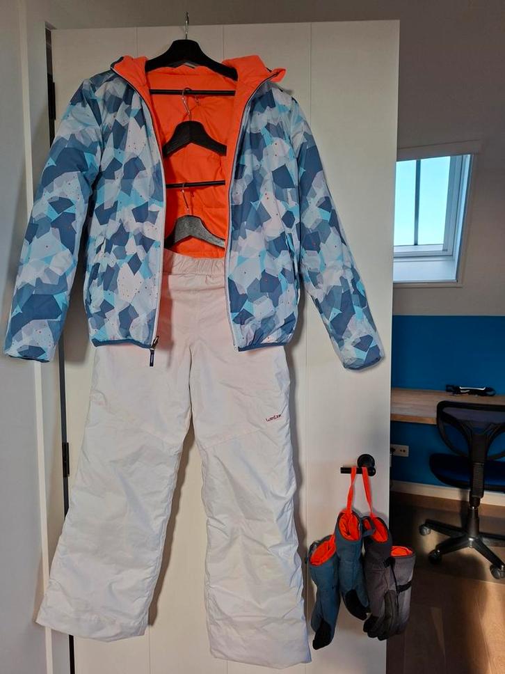 Ski broek + ski jas + handschoenen maat 14 jaar decathlon, Kleding | Dames, Wintersportkleding, Zo goed als nieuw, Broek, Ophalen of Verzenden