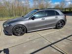 Mercedes A180 AMG Pack Automaat Pano Navi + Garantie, Lichtsensor, Bedrijf, 5 deurs, Zilver of Grijs