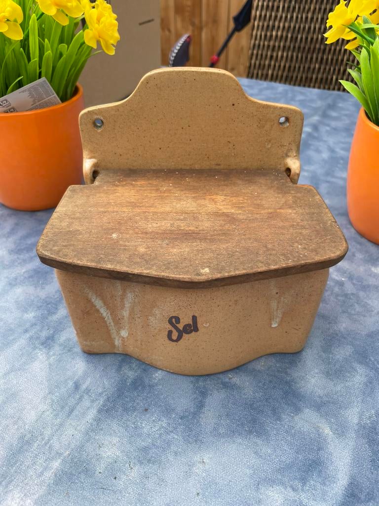 Oude stenen zoutpot, Antiek en Kunst, Ophalen