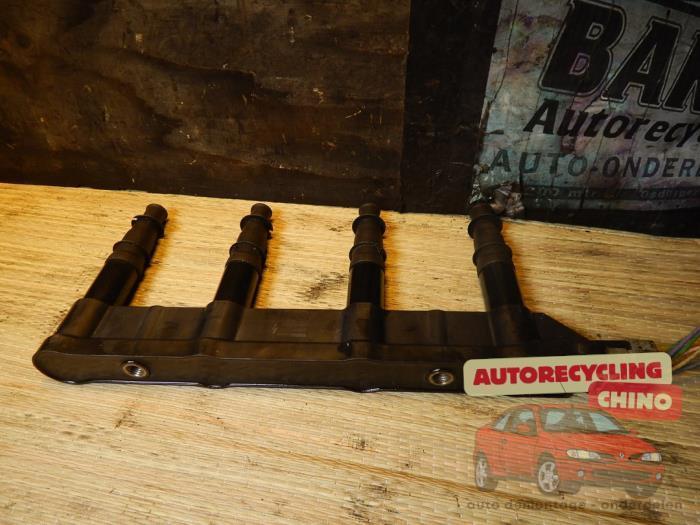 Bobine van een Peugeot 206, Auto-onderdelen, Motor en Toebehoren, Peugeot, Gebruikt, 3 maanden garantie, Ophalen of Verzenden