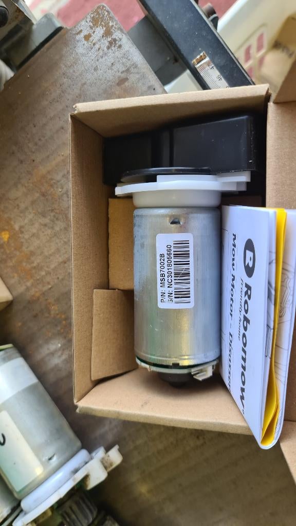 Robomow SPP7013A grasmaaier motor, Ophalen, Nieuw, 20 tot 25 cm