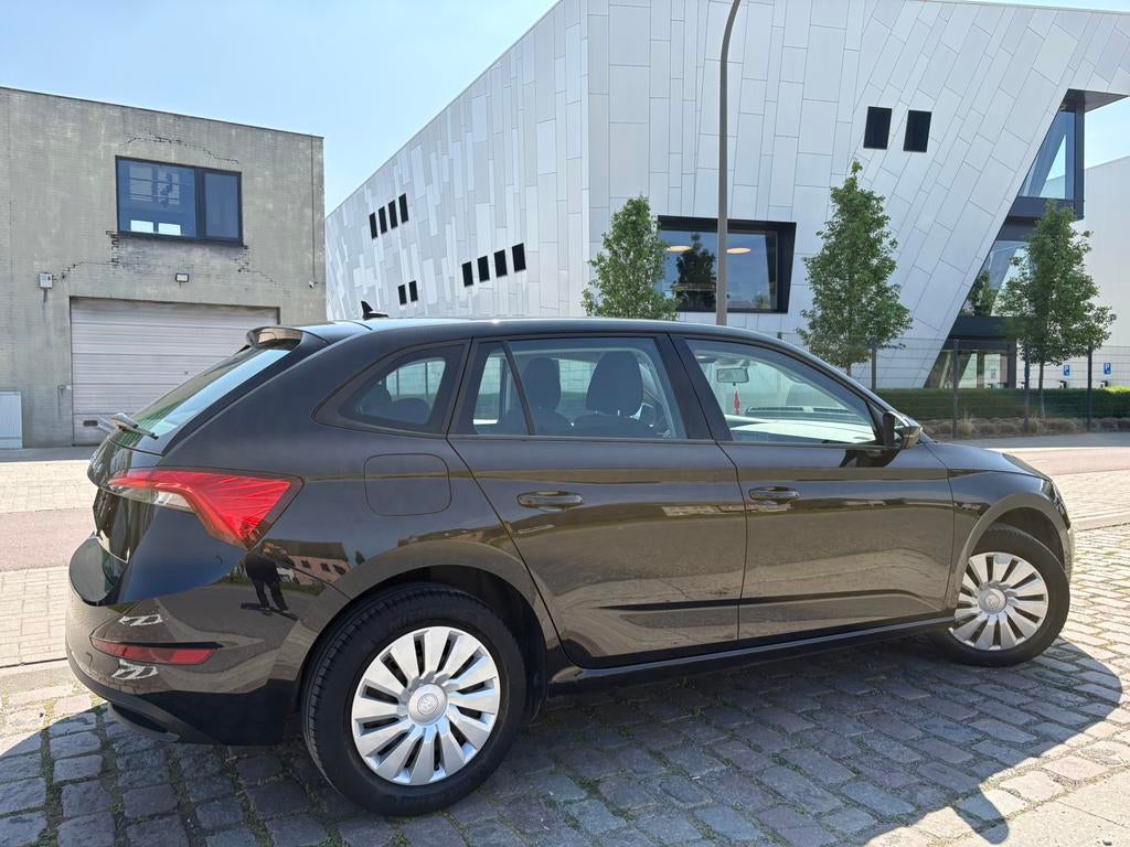 Skoda Scala | 12 Maanden Garantie | 93 Dkm | Benzine | 2019|, Voorwielaandrijving, Zwart, 5 deurs, 3 cilinders