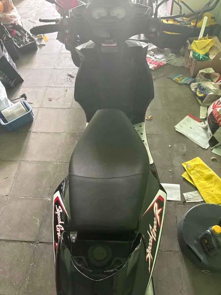 B KLASSE BROMMER, Ophalen, Zo goed als nieuw, Benzine