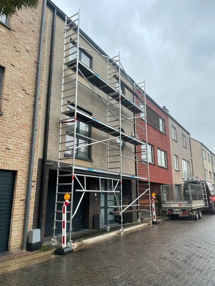 2 échafaudages mobiles Euroscaffold de 7,2 m,complets, Bricolage & Construction, Échafaudages, Comme neuf, Échafaudage de façade