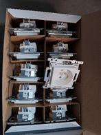 10 prises et 4 interrupteurs Niko blanc, Bricolage & Construction, Enlèvement