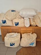 Couverture - coussin - plaid - couvre lit