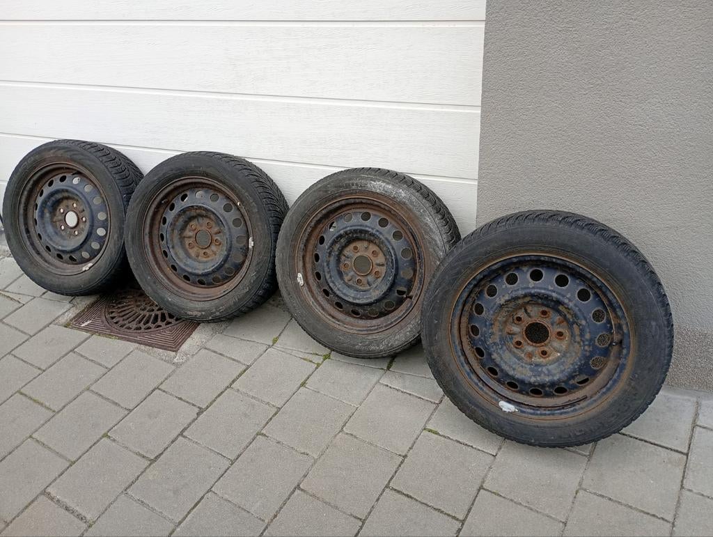 Jantes en acier 5x108 avec de bons pneus Nokian 205/55/R16, Autos : Pièces & Accessoires, Enlèvement, Pneu(s)