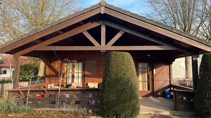 Ruime houten chalet te koop, Immo, Buitenverblijven te koop, Provincie Limburg, Chalet, Verkoop zonder makelaar