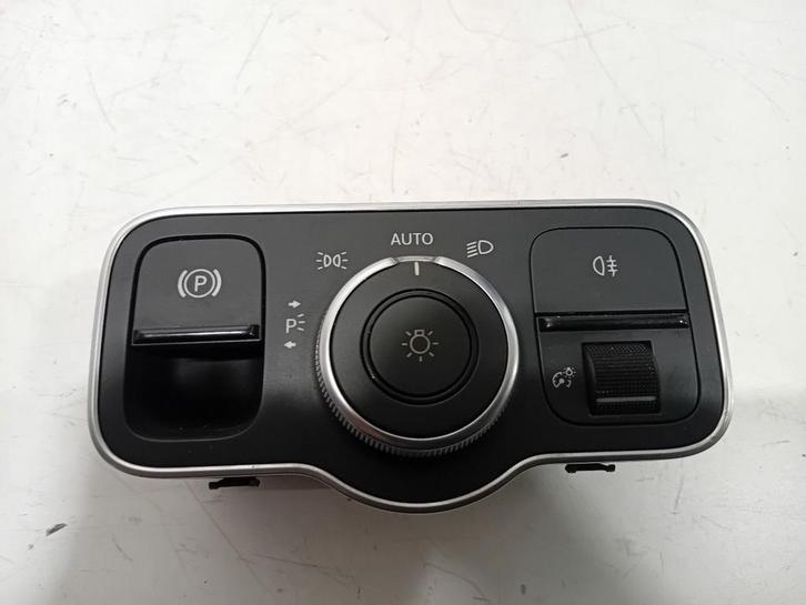 Lichtschakelaar Mercedes-Benz CLA, Auto-onderdelen, Dashboard en Schakelaars, Mercedes-Benz, Gebruikt, Herkomst onderdeel bekend