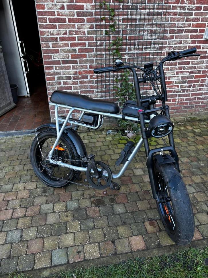Fat bike eb2, Fietsen en Brommers, Elektrische fietsen, Zo goed als nieuw, 50 km per accu of meer, Ophalen