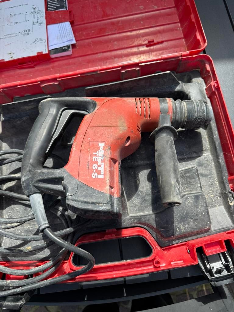 Marteau perforateur Hilti, Bricolage & Construction, Outillage | Foreuses, Enlèvement, Comme neuf