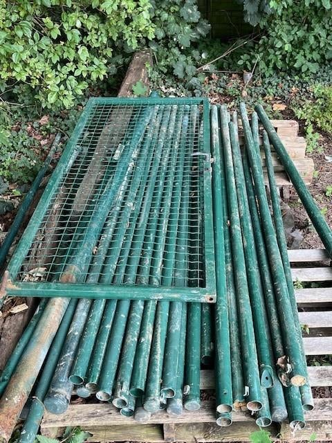 GIARDINO tuinhek met slot + 2 GIARDINO hoekpalen, Ophalen, Met poort, Gebruikt, Tuinhek