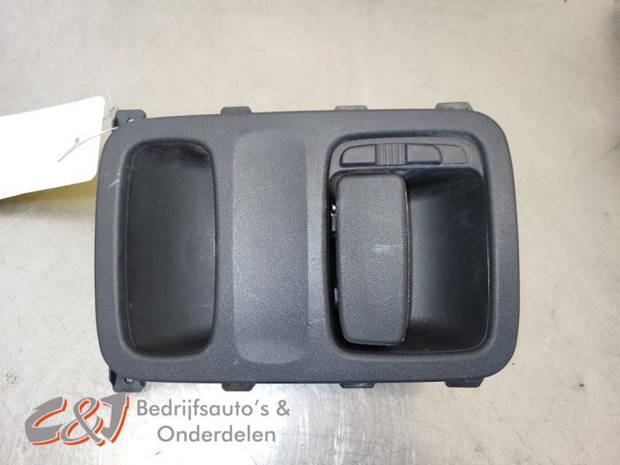 Greep achterdeur Bus-Bestel van een Mercedes Vito, Auto-onderdelen, Carrosserie, Mercedes-Benz, Gebruikt, 3 maanden garantie, Ophalen of Verzenden