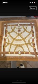 Foulard vintage hermes, Enlèvement ou Envoi, Comme neuf