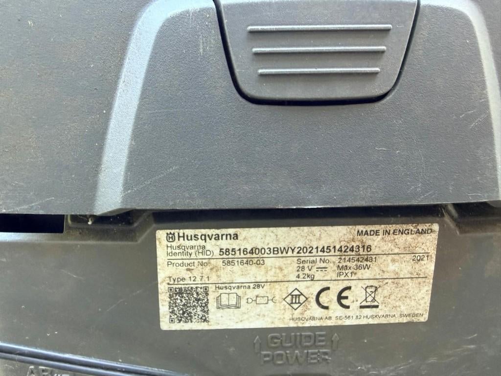 Robotmaaier, Enlèvement, Utilisé, 20 à 25 cm, Husqvarna