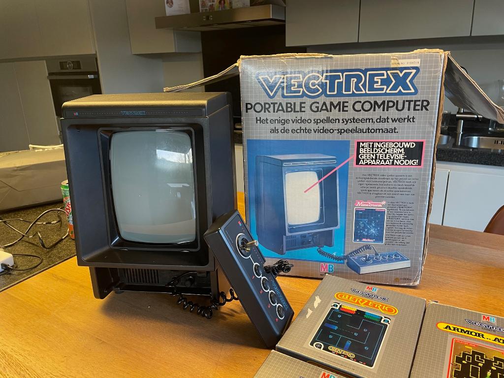 Vectrex Vintage computer jaren '80 - inclusief 12 spellen, Informatique & Logiciels, Ordinateurs Vintage, Enlèvement, MB