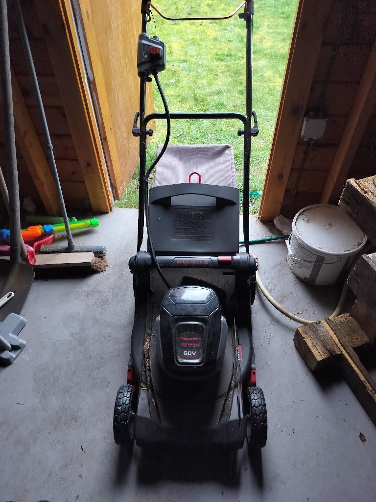 Grasmaaier, Tuin en Terras, Grasmaaiers, Ophalen, Gebruikt, Elektrische grasmaaier, Opvangbak