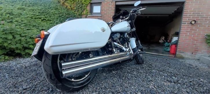 Pot d'échappement Freedom pour Harley Davidson M8, Enlèvement