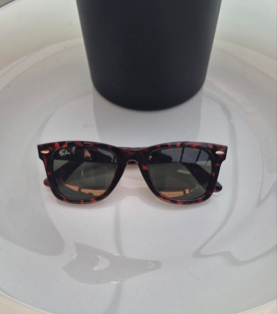 Ray Ban Wayfarer zonnebril, bruin, unisex, Ophalen, Zonnebril, Bruin, Zo goed als nieuw